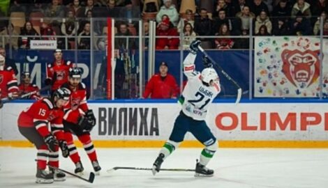 Волевая победа «Молота» над «Зауральем» в напряженном домашнем матче