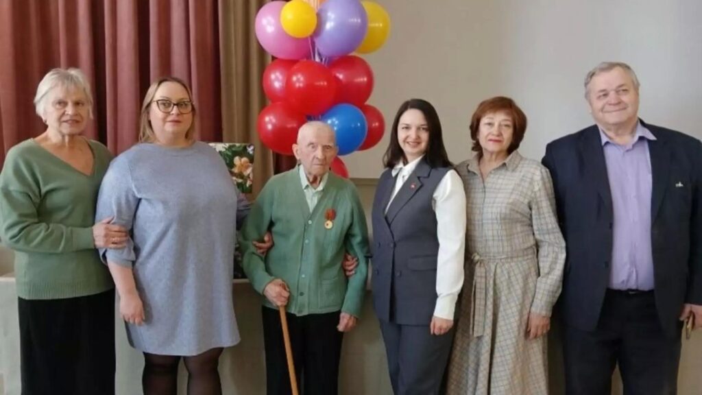 101 год мужества: Пермский ветеран Курской битвы отметил юбилей