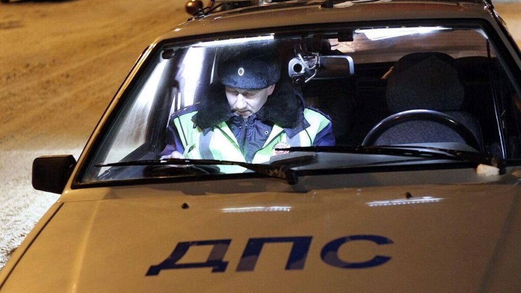 В Пермском крае пьяный водитель на «Ниве» устроил гонки с полицией со стрельбой