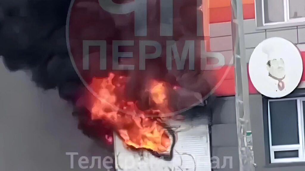 В Перми произошел пожар в кафе на улице Героев Хасана: есть пострадавший
