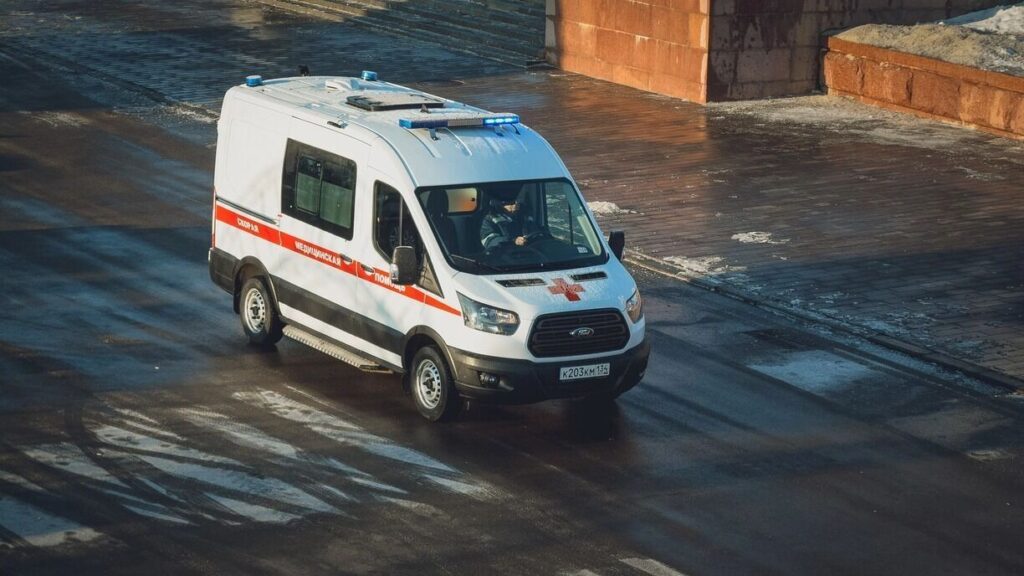 В Пермском крае благодаря прокуратуре усилена скорая помощь для жителей поселка Теплая Гора