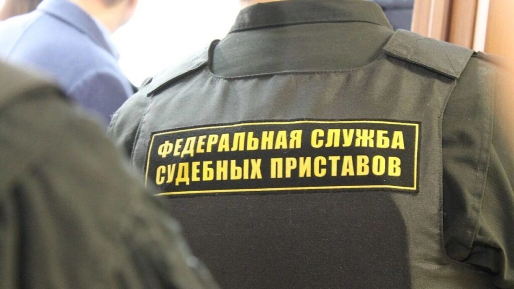 Дорогой дым: гражданин Азербайджана поплатился за торговлю контрафактными сигаретами в Прикамье