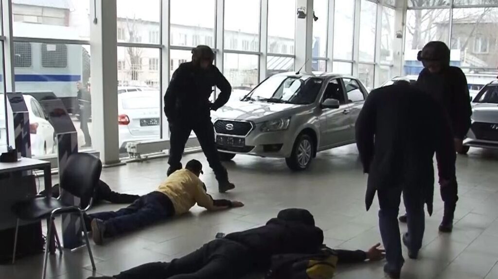 В Перми осуждены организаторы автосалона "Империя Авто", обманувшие 180 человек