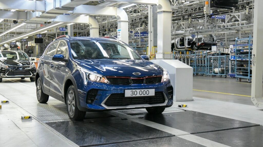 Solaris празднует юбилей: 30 000 автомобилей сошли с конвейера в Санкт-Петербурге