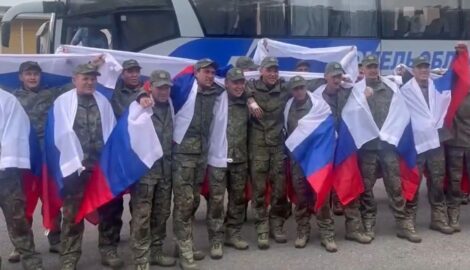 Долгожданное возвращение: Боец из Горнозаводска среди освобожденных из плена российских военных