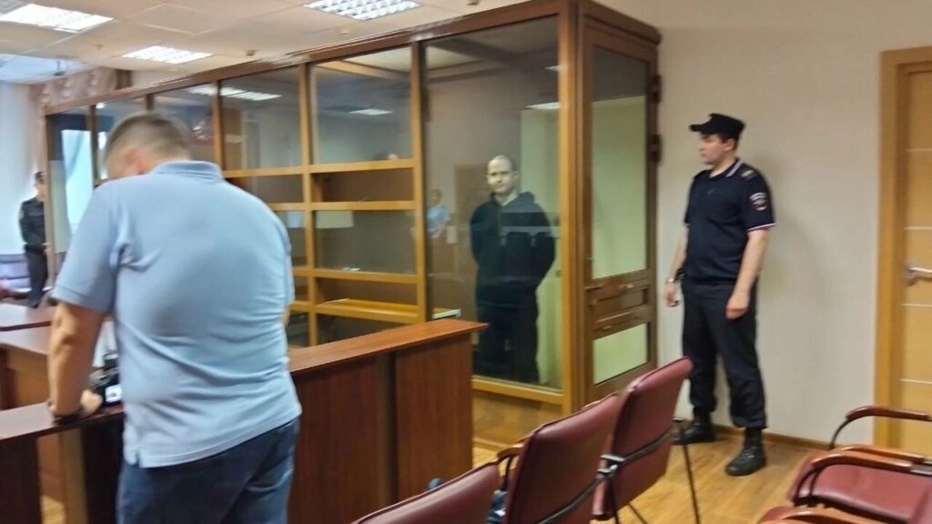 Беспрецедентный приговор: фотограф из Перми осужден на 16 лет по делу о госизмене